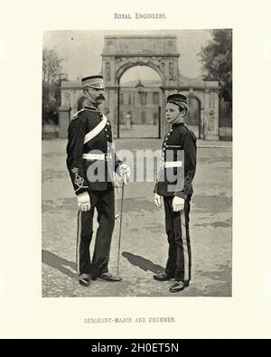 Foto d'epoca di Sergente maggiore e batterista ragazzo, esercito britannico Royal Engineers, uniforme militare, vittoriano 19 ° secolo Foto Stock