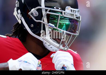 Londra, Inghilterra; 10 ottobre 2021; Tottenham Hotspur Stadium, Londra, Inghilterra; NFL UK Series, Atlanta Falcons contro New York Jets: Atlanta Falcons ricevitore Christian Blake (13) Foto Stock