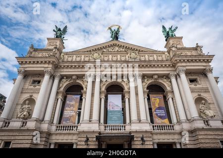 Teatro Nazionale dell'Opera e del Balletto di Lviv - Lviv, Ucraina Foto Stock