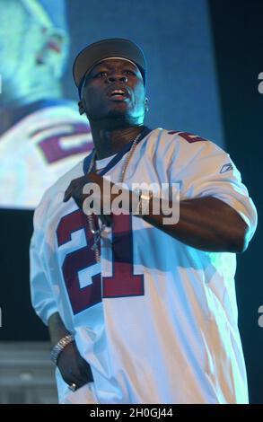 Milano Italia 2003-09-23: 50 cent in concerto al Forum Assago Foto Stock