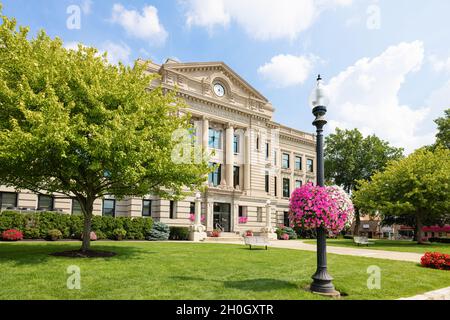 Auburn, Indiana, USA - 21 agosto 2021: Il tribunale della contea di De Kalb Foto Stock