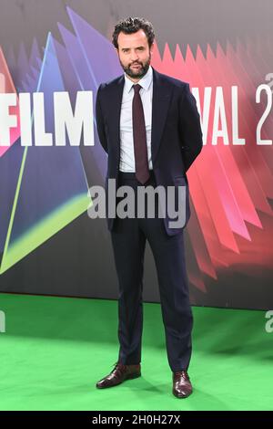 Daniel Mays arriva al Fantasma dell'Open al BFI London Film Festival 2021, 12 ottobre 2021 Southbank Centre, Royal Festival Hall, Londra, Regno Unito. Foto Stock