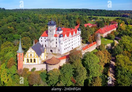 Veduta aerea, Castello Schwarzenberg, città di Scheinfeld in Steigerwald, Franconia media, Franconia, Baviera, Germania Foto Stock