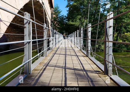 Passerella a catena, passerella sul Pegnitz, frontone di sinistra con Schlayerturm, Seebaldo, Norimberga, Franconia di mezzo, Franconia, Baviera Foto Stock