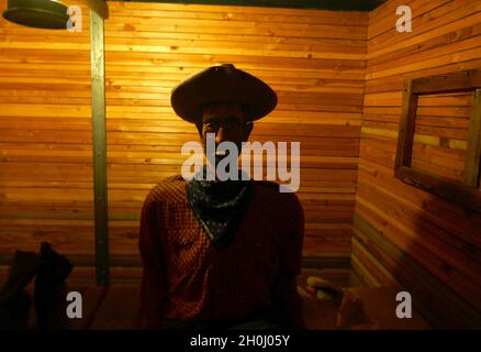 Buena Park, California, USA 10 ottobre 2021 Knott's Scary Farm Halloween Haunt il 10 ottobre 2021 a Buena Park, California, USA. Foto di Barry King/Alamy Stock Foto Foto Stock