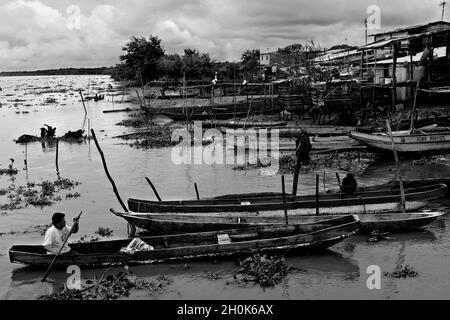 Progetto documentario, 'il Golfo dell'Oblivion' 2005-2007..Un progetto documentario sulla popolazione povera che vive nelle isole del Golfo di Guayaquil. Ecuador. Foto Stock