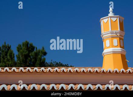 Incredibile Chimney Monchique dettagliato. Questi camini sono molto grandi e tipici di Monchique e prendere molti mesi per costruire e sono molto costosi. Foto Stock