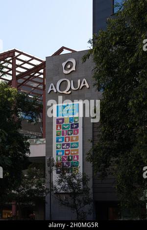 VALENCIA, SPAGNA - 05 OTTOBRE 2021: Aqua Multiespacio è un moderno centro commerciale a Valencia Foto Stock