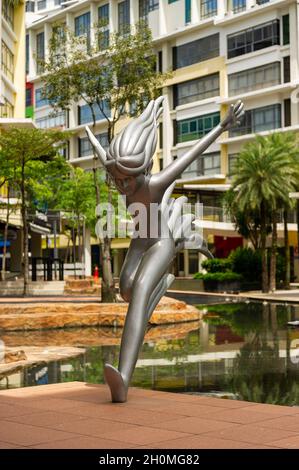 Statua al centro commerciale Setiawalk, Puchong, Petaling Jaya, Selangor, Malesia Foto Stock