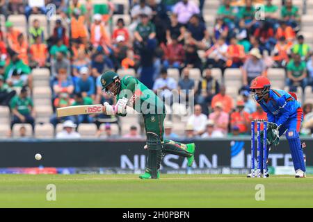 Southampton, Regno Unito. 24 giugno 2019. Il giocatore di cricket del Bangladesh Mushfiqur Rahim in azione durante la 31a partita ICC (International Cricket Council) Cricket World Cup 2019 tra il Bangladesh e l'Afghanistan a Southampton.(Bangladesh vinto da 62 corse) (Foto di MD Manik/SOPA Images/Sipa USA) Credit: Sipa USA/Alamy Live News Foto Stock