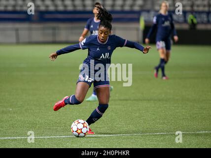 Parigi, Francia, 13 ottobre 2021, Ashley Lawrence del PSG durante la UEFA Women's Champions League, partita di calcio del Gruppo B tra Paris Saint-Germain (PSG) e il FC Kharkiv il 13 ottobre 2021 allo stadio Jean Bouin di Parigi, Francia - Foto Jean Catuffe / DPPI Foto Stock