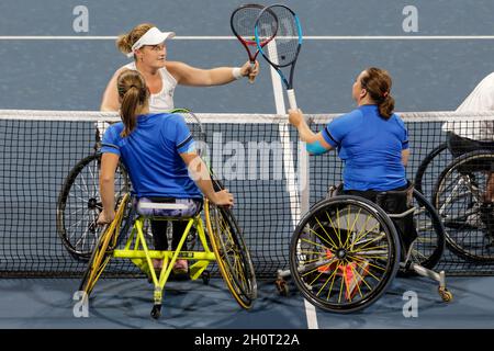 Tokyo, Giappone, 29 agosto 2021, Tokyo 2020 Paralimpic games, Femminile's chair tennis. BUBNOVA Liudmila RPC, van KOOT Aniek Olanda, LVOVA Viktor Foto Stock