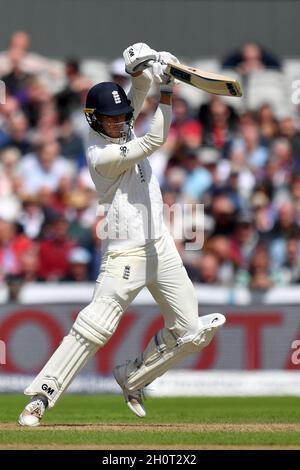 Tom Westley in Inghilterra si ritrae durante il quarto Test Match investito tra Inghilterra e Sud Africa al campo da cricket Old Trafford di Manchester. Foto Stock