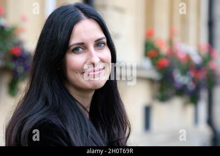 Cheltenham Letteratura Festival, Cheltenham, Regno Unito - Giovedì 14 Ottobre 2021 - Jodie Chapman autore a Cheltenham - il Festival si svolge fino a Domenica 17 Ottobre - Photo Steven May / Alamy Live News Foto Stock