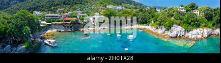 Famosa spiaggia di Damouchari, Pelion, Grecia. Foto Stock