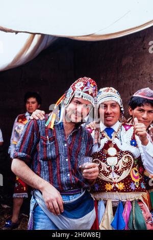 Mamacha Carmen festeggiamenti a Pisac, Valle Sacra di Cusco, Perù Foto Stock