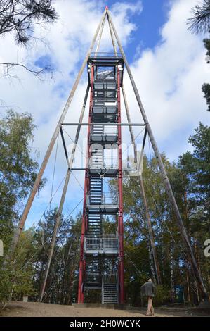 Götzer Berg 108 m a Brandeburgo, Germania - 6 ottobre 2021. Foto Stock