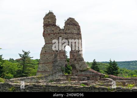 Rovine dell'antica fortezza romana Castra Martis nella città di Kula, regione Vidin, Bulgaria Foto Stock