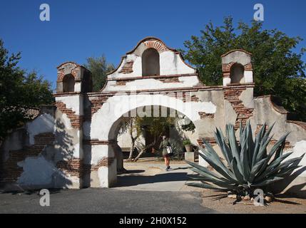 Missione San Miguel Arcangel lungo la superstrada 101 in California Foto Stock