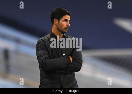 Il manager dell'Arsenal Mikel Arteta durante la partita della Premier League all'Etihad Stadium di Manchester. Foto Stock