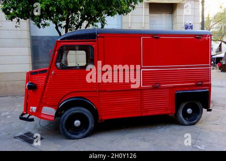 Oldtimer Citroen HY van Valencia strada Spagna Foto Stock