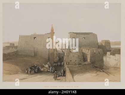 Egitto e Nubia, Volume II: Grande ingresso al Tempio di Luxor, 1848. Louis Haghe (British, 1806-1885), F.G.Moon, 20 Threadneedle Street, Londra, Dopo David Roberts (scozzese, 1796-1864). Litografia a colori; foglio: 43.1 x 60.3 cm (16 15/16 x 23 3/4 pollici); immagine: 32.8 x 48.7 cm (12 15/16 x 19 3/16 pollici). Foto Stock