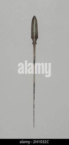 Punto freccia, 1700. Giappone, periodo Edo (1615-1868). Acciaio; lunghezza complessiva: 22 cm (8 11/16 in.); testa: 5.6 cm (2 3/16 in.). Foto Stock