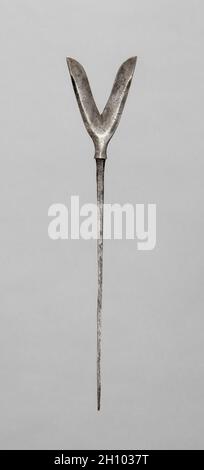 Punto freccia, 1700. Giappone, periodo Edo (1615-1868). Acciaio; totale: 22 cm (11/16 poll.). Foto Stock