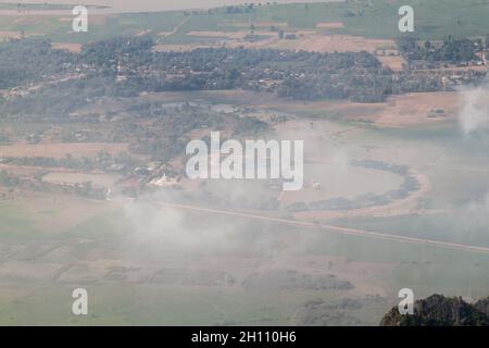 Vista dal Monte Zwegabin vicino a hPa An, Myanmar Foto Stock