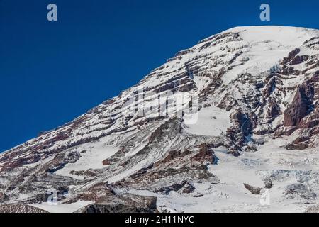 La neve di ottobre arriva nell'area Paradise del Mount Rainier National Park, Washington state, USA Foto Stock