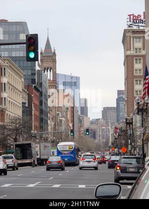 Guardando verso est lungo Boylston Street a Boston Massachusetts USA Foto Stock