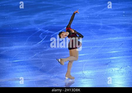 Pechino, Cina. 16 ottobre 2021. Così Joanna della Cina Hong Kong si esibisce durante l'esperienza Beijing Asian Open Figure Skating Trophy chiusura Gala a Pechino, capitale della Cina, 16 ottobre 2021. Credit: Chen Yichen/Xinhua/Alamy Live News Foto Stock