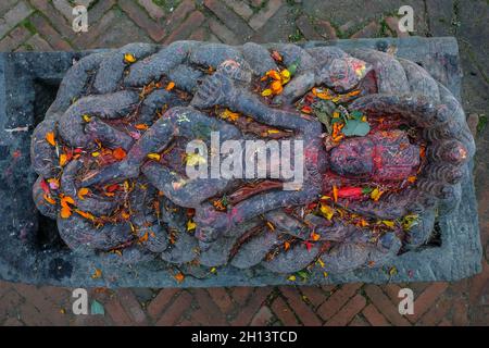 Dettaglio del Tempio di Changu Narayan considerato il tempio più antico del Nepal, situato a Changunarayan nella Valle di Kathmandu, Nepal. Foto Stock