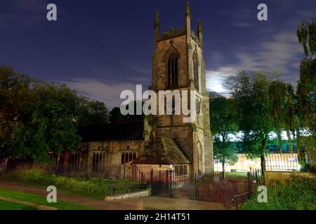 Chiesa di San Giovanni Evangelisti nel centro di Leeds, West Yorkshire, Regno Unito Foto Stock