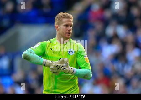 Bolton, Regno Unito. 16 ottobre 2021. Ben Amos #12 di Wigan Athletic a Bolton, Regno Unito il 10/16/2021. (Foto di Conor Molloy/News Images/Sipa USA) Credit: Sipa USA/Alamy Live News Foto Stock