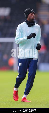 Craven Cottage, Fulham, Londra, Regno Unito. 16 ottobre 2021. EFL Championship Football, Fulham Versus QPR; Tosin (16) di Fulham Credit: Action Plus Sports/Alamy Live News Foto Stock