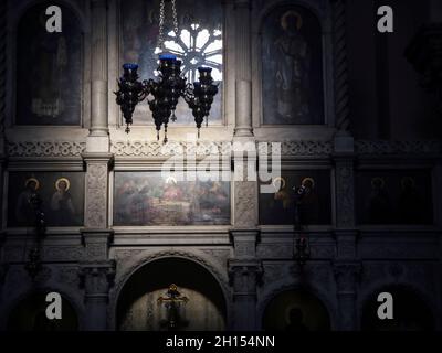 Interno di una chiesa ortodossa a Herceg Novi, Montenegro. Foto Stock