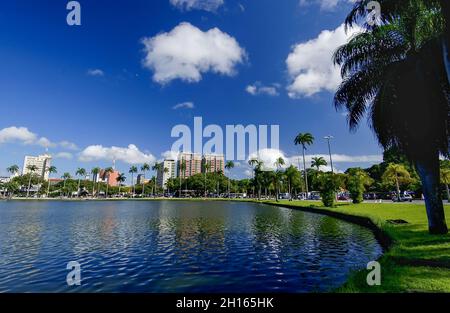 Joao Pessoa, Paraiba, Brasile il 27 luglio 2005. Vista della laguna di Parque Solon de Lucena. Foto Stock