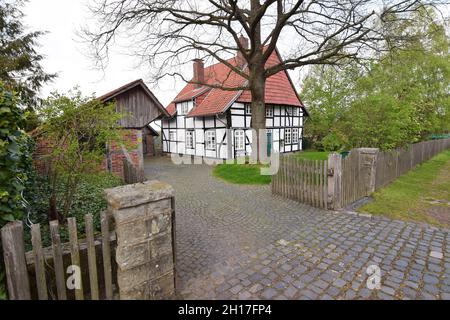 Casa colonica antica ristrutturata in modo esemplare a Stadthagen Foto Stock