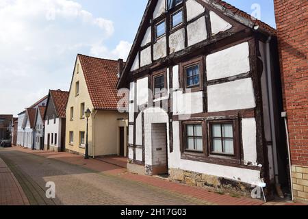 Case antiche nel centro storico di Obernkirchen Foto Stock
