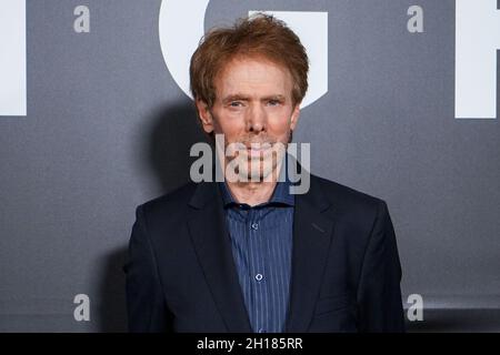 WEST HOLLYWOOD, LOS ANGELES, CALIFORNIA, USA - OTTOBRE 16: Il produttore Jerry Bruckheimer arriva al Los Angeles Special Screening della 'Hightown' Season 2 di STARZ, che si tiene presso il Pacific Design Center il 16 Ottobre 2021 a West Hollywood, Los Angeles, California, Stati Uniti. (Foto di NOx Yang/Image Press Agency/Sipa USA) Foto Stock