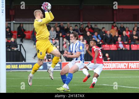 SALFORD, REGNO UNITO. 16 OTTOBRE Sostituzione di emergenza, Connor Ripely di Salford City in azione durante la partita Sky Bet League 2 tra Salford City e Hartlepool United a Moor Lane, Salford sabato 16 ottobre 2021. (Credit: Will Matthews | MI News) Credit: MI News & Sport /Alamy Live News Foto Stock