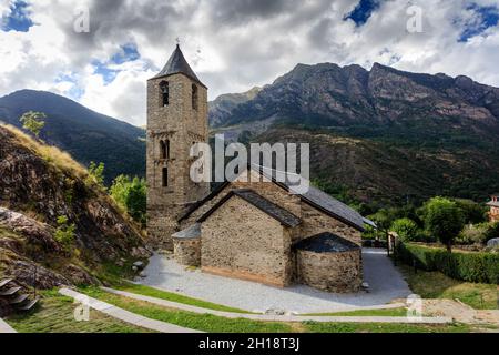 La chiesa romanica di Sant Joan il Boi fa parte del patrimonio mondiale dell'UNESCO. Catalogna. Spagna. Foto Stock