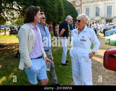 Partecipanti al Concours of Elegance 2021 in Hampton Court Place Foto Stock