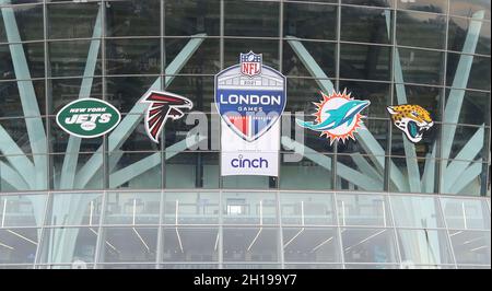 Una panoramica generale del Tottenham Hotspur Stadium prima della partita della NFL Interntaional Series tra i Miami Dolphins e i Jacksonville Jaguars Foto Stock