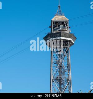 Torre per la funivia al porto Foto Stock