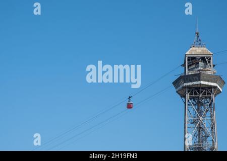Torre per la funivia al porto Foto Stock