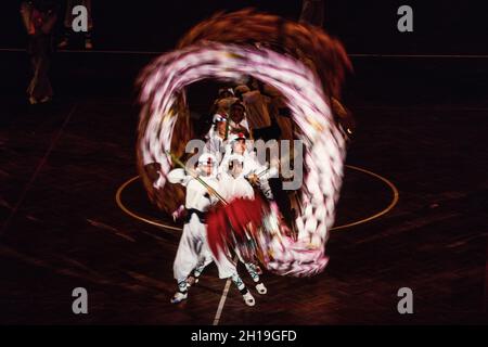 Ballerini del Concorso Nazionale di Danza del Drago a Pechino, Cina. Foto Stock