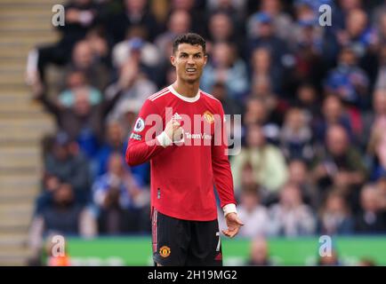 Leicester, Regno Unito. 16 ottobre 2021. Cristiano Ronaldo di Man Utd durante la partita della Premier League tra Leicester City e Manchester United al King Power Stadium di Leicester, Inghilterra, il 16 ottobre 2021. Foto di Andy Rowland. Credit: Prime Media Images/Alamy Live News Foto Stock