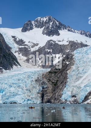 Ghiacciaio nord-occidentale nel fiordo nord-occidentale, Parco Nazionale dei fiordi di Kenai, vicino a Seward, Alaska. Foto Stock